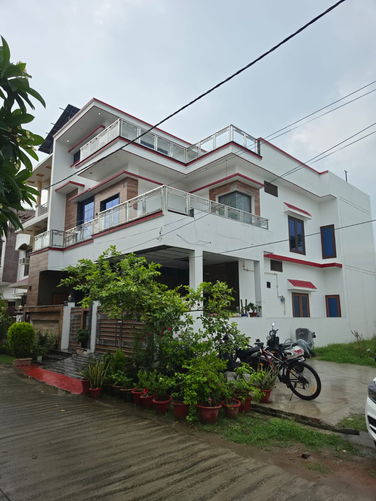 Completed modern custom home by Global Architects in Dehradun